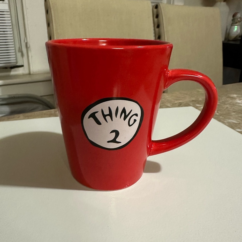 THING 2 Dr. Seuss Cat In the Hat Red Coffee Mug 12oz Universal Studios